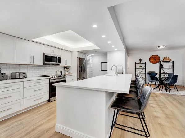 955 Dotterel Rd APT 2103, Delray Beach, FL 33444