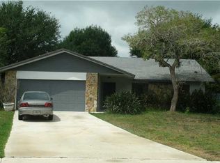 1835 Lotus Ln, Wellington, FL 33414