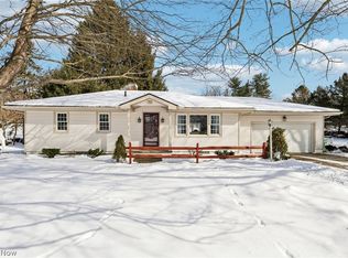 71 Westvue Dr, Tallmadge, OH 44278