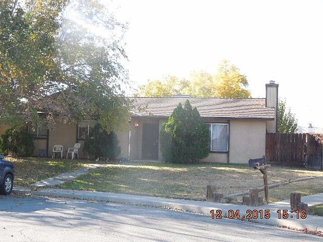 2nd image of 870 S Coalinga St