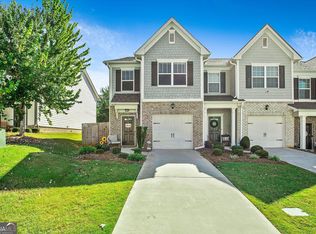 81 Chastain Cir, Newnan, GA 30263
