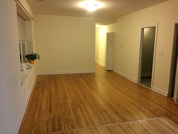 3rd image of 2641 N Fairfield Ave #One