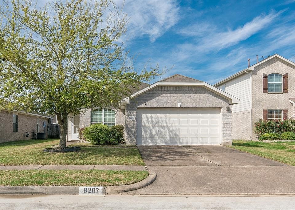 1st image of 8207 Blackcherry Ln