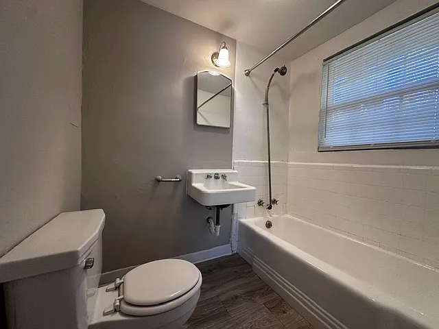 1 bed, 640 sqft, $700 — Photo 3