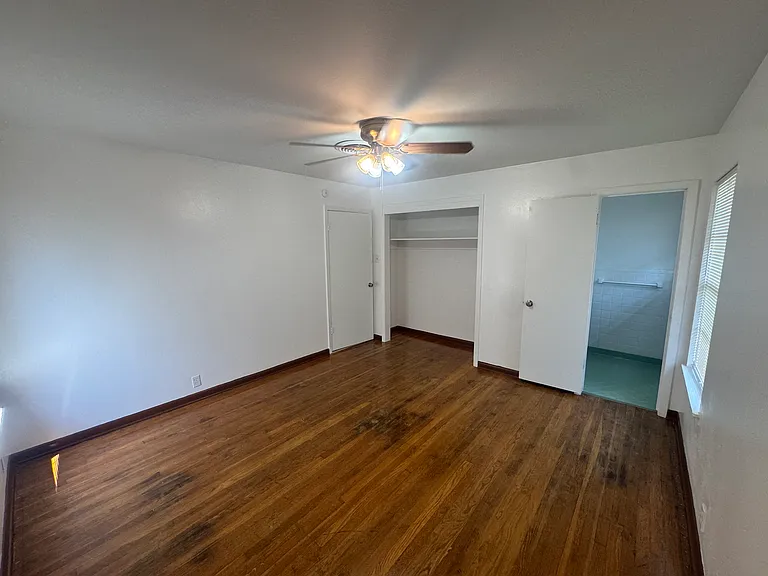 4621 Adkins Dr — Photo 8