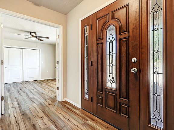 3rd image of 2709 Los Tretos St NW