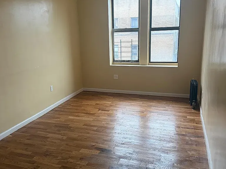 48 Sickles St #5M — Photo 4