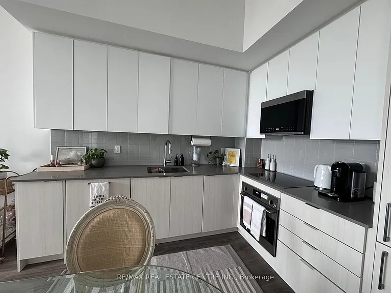 2481 Taunton Rd #308 — Photo 13