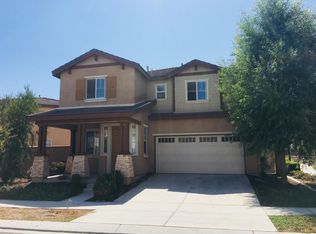 7077 Beckett Field Ln, Corona, CA 92880