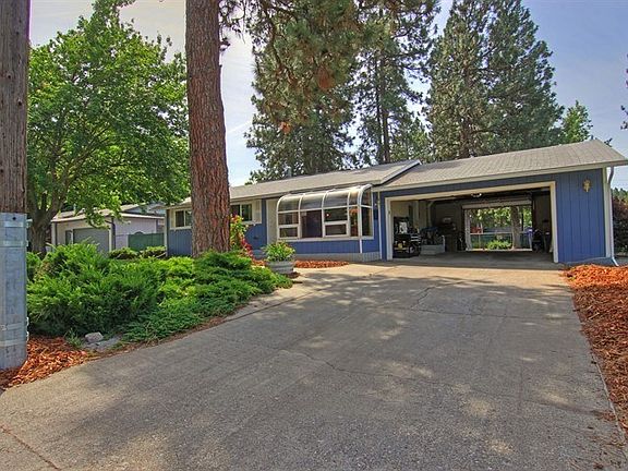 2nd image of 6404 E 10th Ave