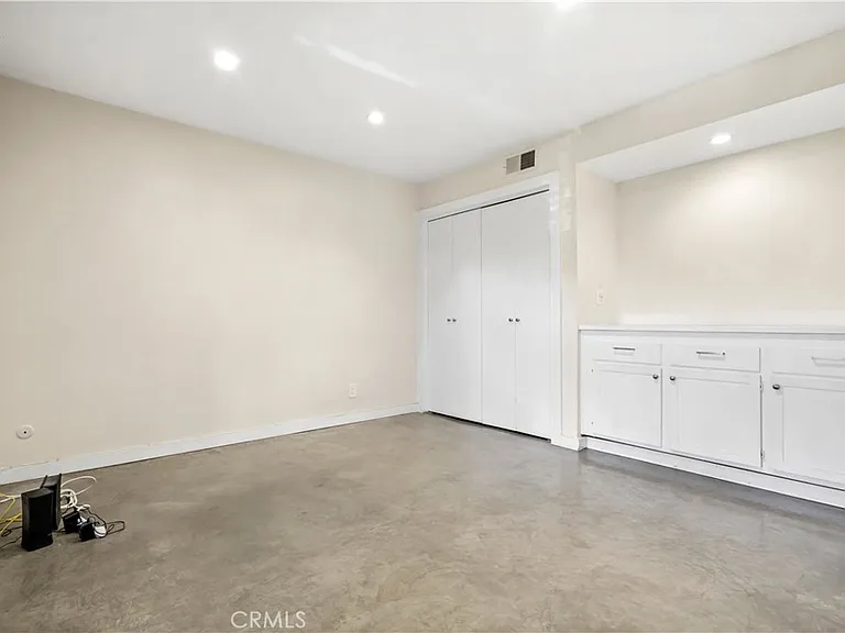 9025 Keith Ave #101 — Photo 17