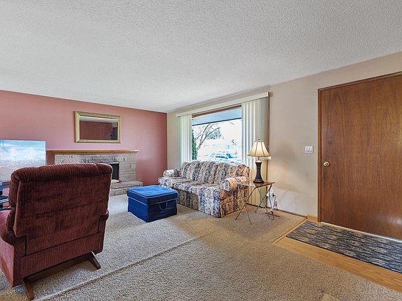 4th image of 11810 E Frederick Ave