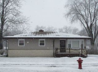 726 Cypress Dr, Aurora, IL 60506