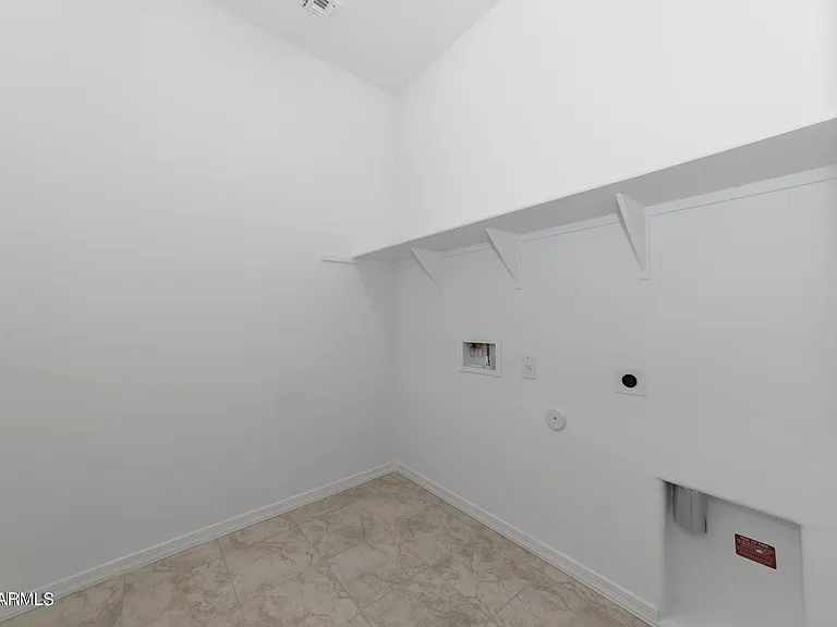 19793 W Earll Dr — Photo 36