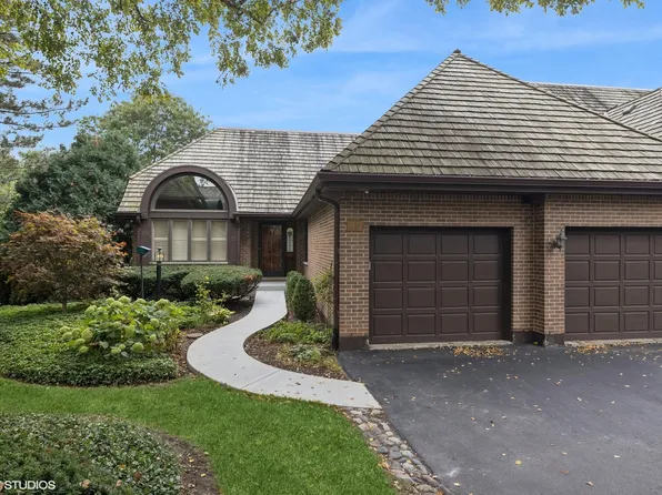 55 Brookview Ct, Hinsdale, IL 60521