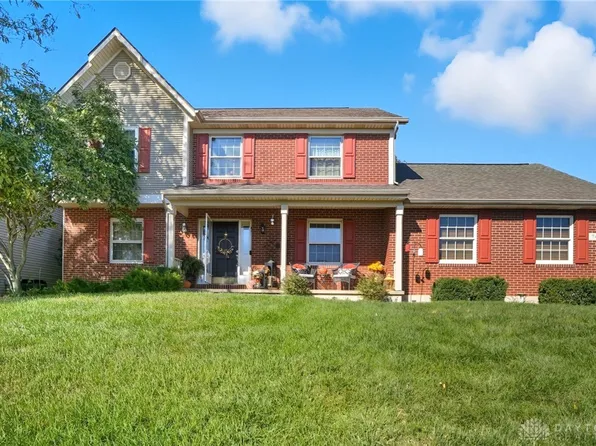 745 Chelsea Ln, Tipp City, OH 45371