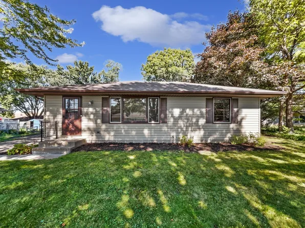 8000 Del Dr N, Minneapolis, MN 55428