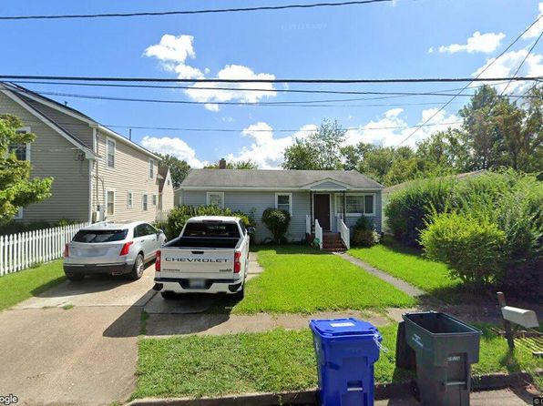 1026 Layton St