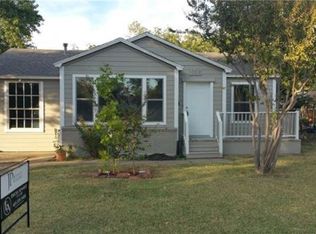 1013 E Russell Ave, Carrollton, TX 75006