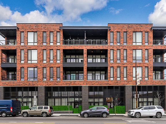 2nd image of 6340 W Belmont Ave #3B-2Ba-1400Sqft