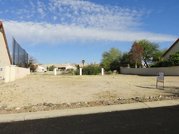 4th image of 11005 N Broadstone Dr