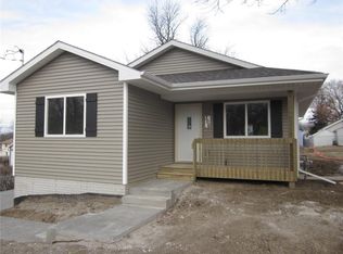 306 Hart Ave, Des Moines, IA 50315