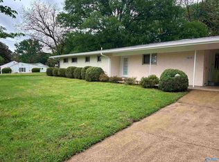 8613 Camille Dr SE, Huntsville, AL 35802