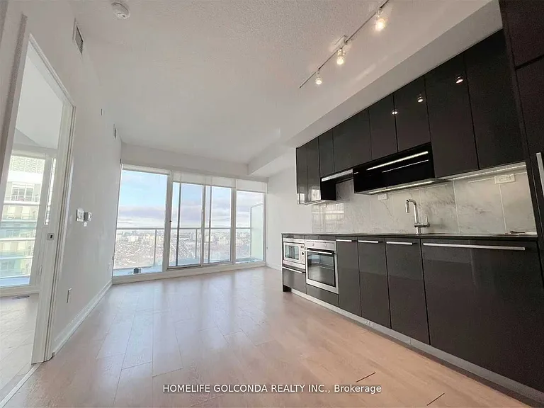 115 McMahon Dr #3909 — Photo 3