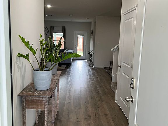 2nd image of 13124 Northhaven Way