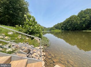 172 Majestic View Ln, Springfield, WV 26763