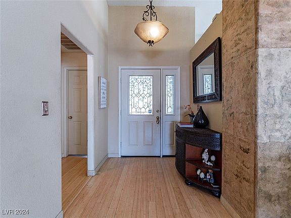 5th image of 373 Placer Creek Ln