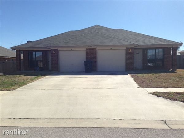 1102 Nicholas