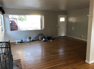 509 Sunset Dr, Vista, CA 92081