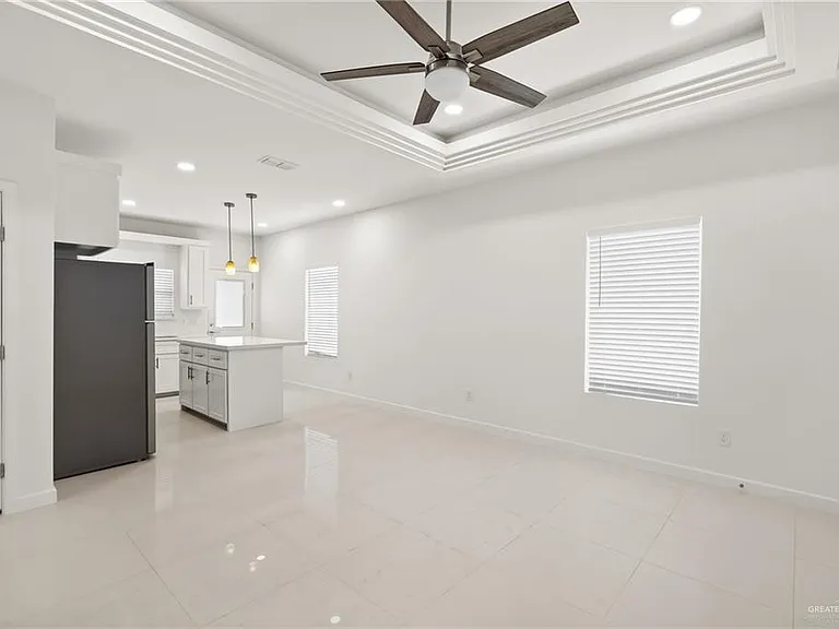 1201 S Waterfall Ave #3 — Photo 6