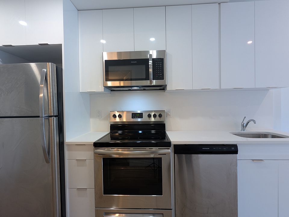 1st image of 83-67 116th St #603