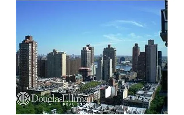Rented by Douglas Elliman | media 18