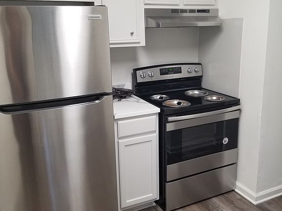 5th image of 202 Bent Creek Cir S #B