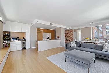 Rented by R New York