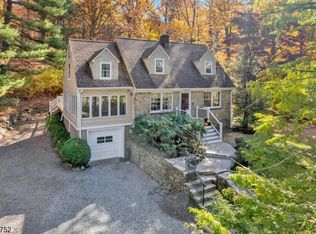402 Powerville Rd, Boonton Township, NJ 07005