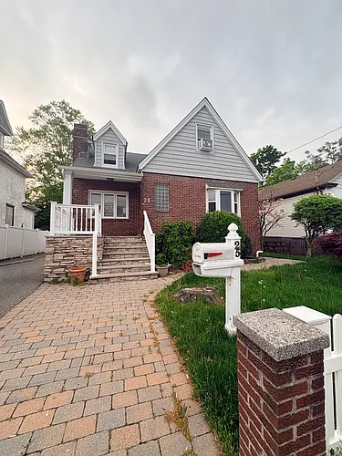 25 4th St #1 Photo 1