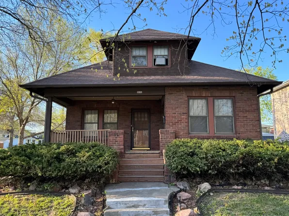 1002 B St #1, Lincoln, NE 68502