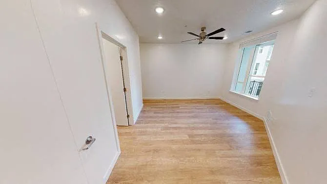SevenO2 Main Apartments — Photo 168