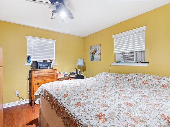 4th image of 2612 Chalona Dr