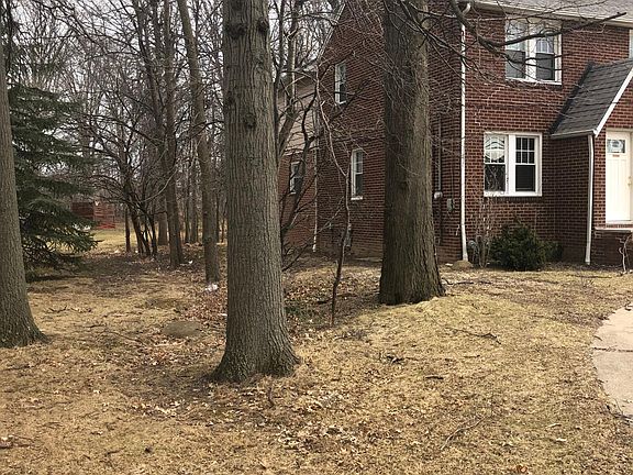 5th image of 773 E 305th St