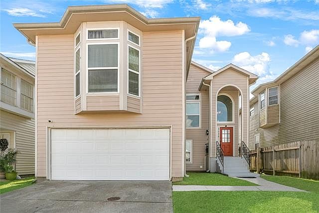 1st image of 3648 Timber Bluff Ln