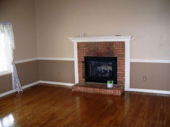 3rd image of 200 Chaney Dr