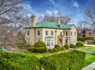 123 Oxford Rd, Kenilworth, IL 60043