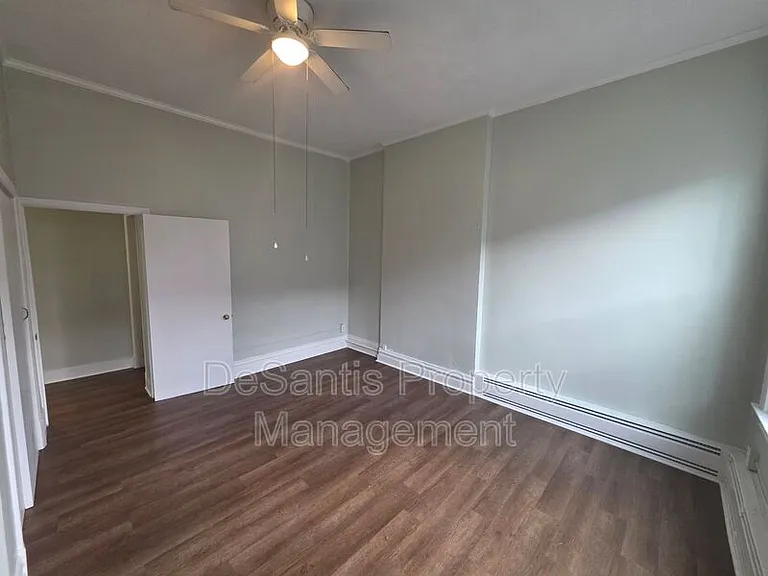 425 Walnut St #2 — Photo 32
