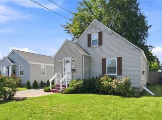 70 Overland Ave, Cranston, RI 02910