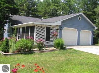 1326 E Lincoln St, East Tawas, MI 48730